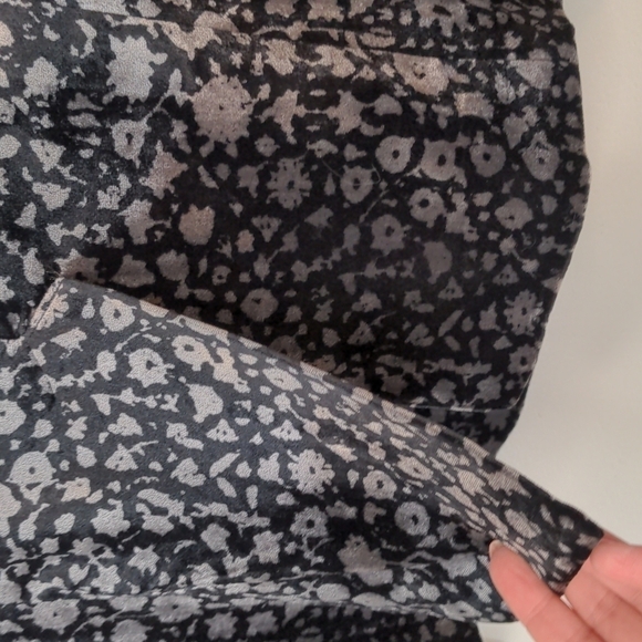 ANTHROPOLOGIE Elevenses Lumi Velvet Jacket 2 - Picture 11 of 11